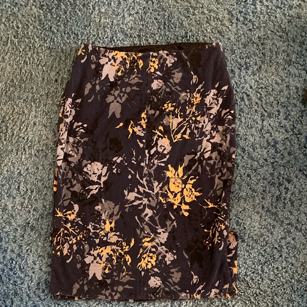 Lysse Brown Ruched Pencil Skirt Knee-Length